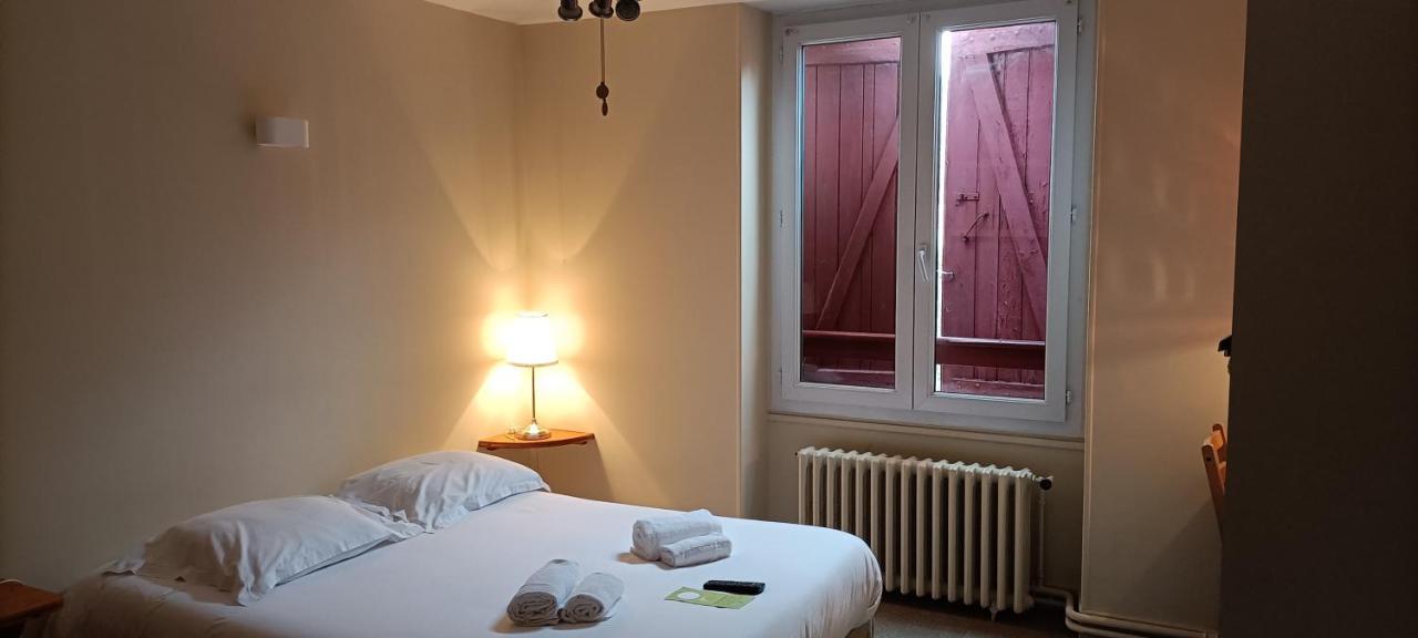 Logis Hotel Grangier Saint-Sozy Ngoại thất bức ảnh